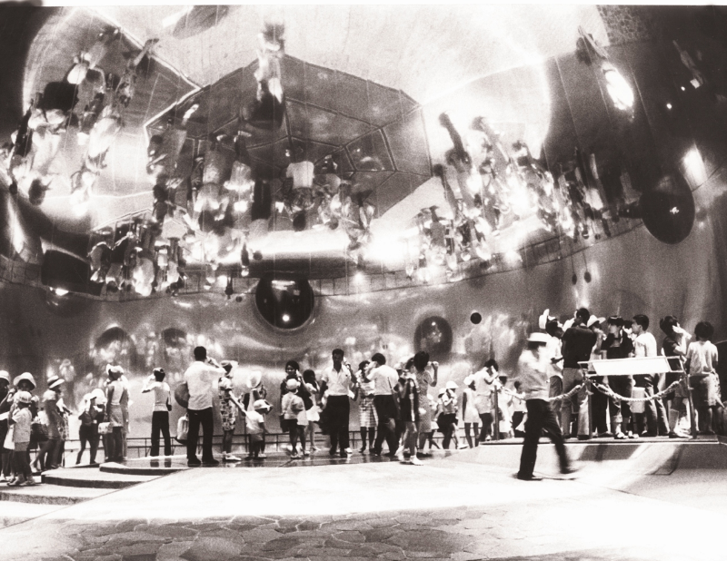 E.A.T. (Experiments in Art and Technology)